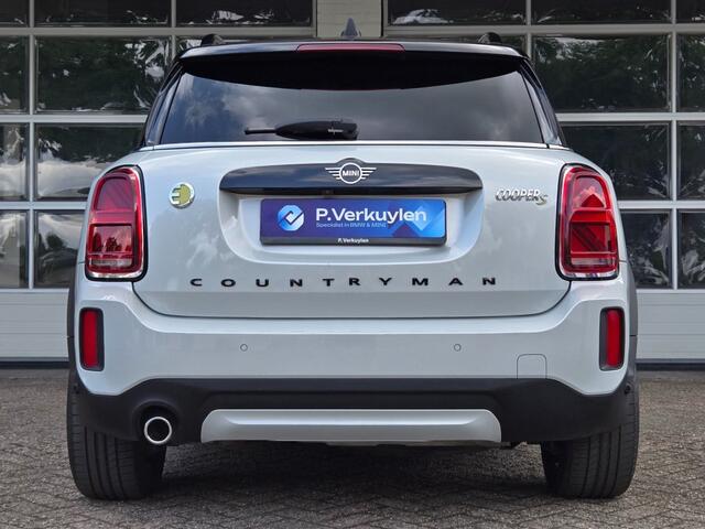 Mini COUNTRYMAN 2.0 CO.S E ALL4 I SPORTSTOELEN I LEDER I NAVIGATIE I CLIMATE CONTROL I HEAD UP I