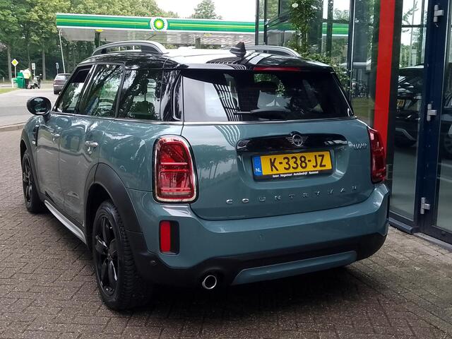 Mini COUNTRYMAN 1.5 Cooper Business Edition AUTOMAAT | Navigatie | Parkeersensoren | Cruise Control | Climate Control