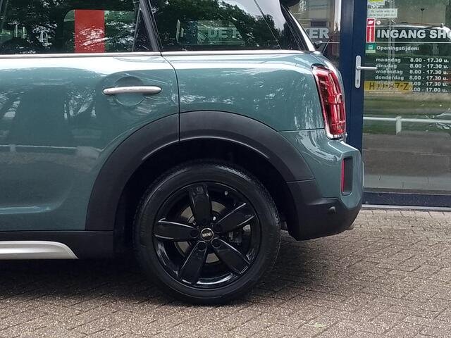 Mini COUNTRYMAN 1.5 Cooper Business Edition AUTOMAAT | Navigatie | Parkeersensoren | Cruise Control | Climate Control