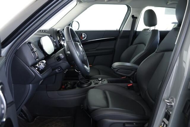 Mini COUNTRYMAN Mini 2.0 Cooper S E ALL4 Classic / Opendak / Leder / Navi / LED / CarPlay