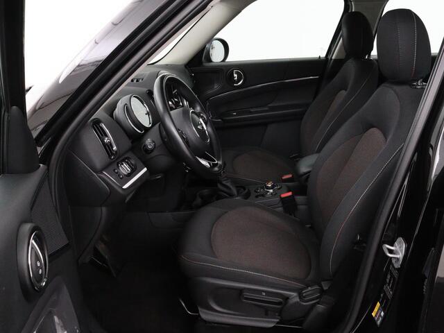 Mini COUNTRYMAN Mini 2.0 Cooper S E ALL4 Pepper | Climate control | Navigatie | PHEV | Park assist | Elektrische achterklep | Bleutooth