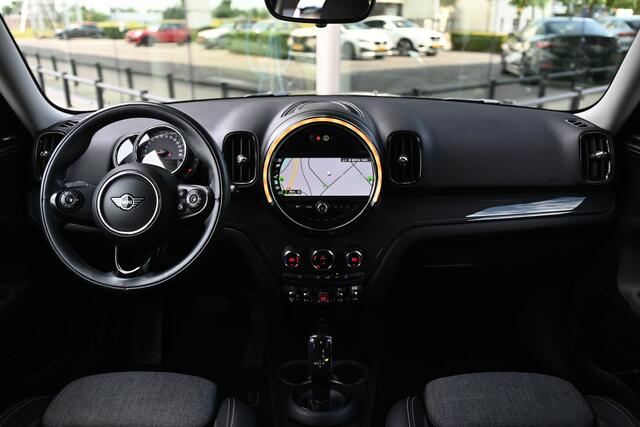 Mini COUNTRYMAN Cooper Chili Automaat / Comfort Access / LED / Comfortstoelen / Harman-Kardon / Park Assistant