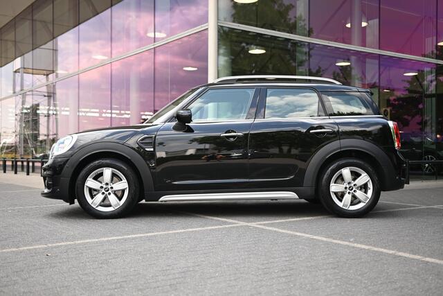 Mini COUNTRYMAN Cooper Chili Automaat / Comfort Access / LED / Comfortstoelen / Harman-Kardon / Park Assistant