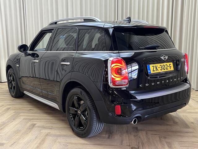 Mini COUNTRYMAN Mini 1.5 Cooper Black Edit. *Automaat* Navi, Xenon, LED, Clima, Cruise, Privacy Glass
