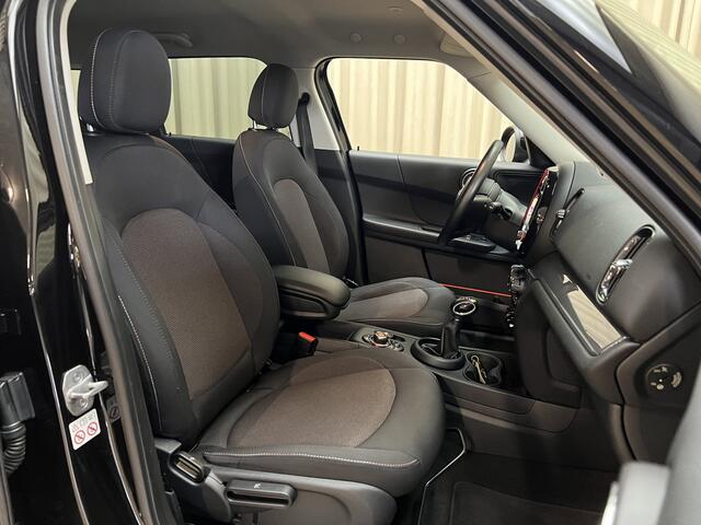 Mini COUNTRYMAN Mini 1.5 Cooper Black Edit. *Automaat* Navi, Xenon, LED, Clima, Cruise, Privacy Glass