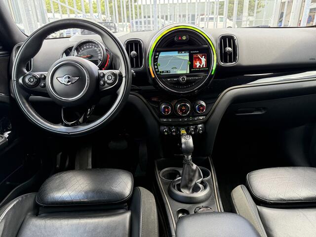 Mini COUNTRYMAN Cooper S E 225 PK ALL4 Chili Panoramadak, Leder comf.intr, Navigatie, LED verl, etc..
