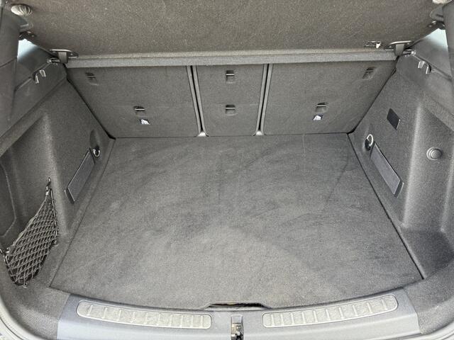Mini COUNTRYMAN Cooper S E 225 PK ALL4 Chili Panoramadak, Leder comf.intr, Navigatie, LED verl, etc..