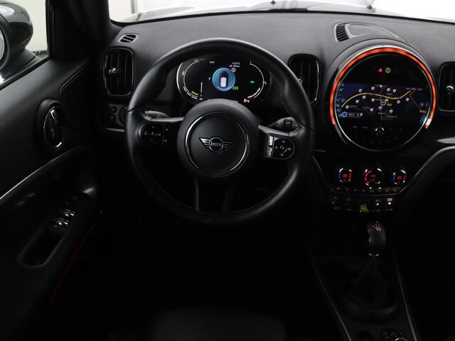 Mini COUNTRYMAN 2.0 Cooper S E ALL4 Chili | Panoramadak | Leder | Stoel & stuurverwarming | Camera | Adaptive cruise | Memory | Keyless | Full LED | Navigatie