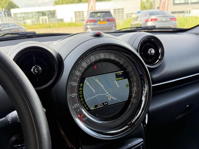 Mini COUNTRYMAN Mini 1.6 Cooper Chili Xenon | Navi | Stoelverwarming | Chili| Parkeersensoren