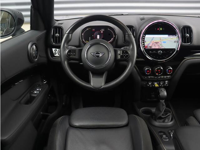 Mini COUNTRYMAN Cooper S E ALL4 | Classic + Panodak + Comfort Plus Pakket + Apple Carplay + Camera + Comfort Acces + Sportstoel + 18'' Pair Spoke Black