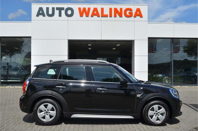 Mini COUNTRYMAN Mini 1.5 Cooper Business Edition Navi | Airco | Dakrails | Bluetooth | PDC | Metallic zwart