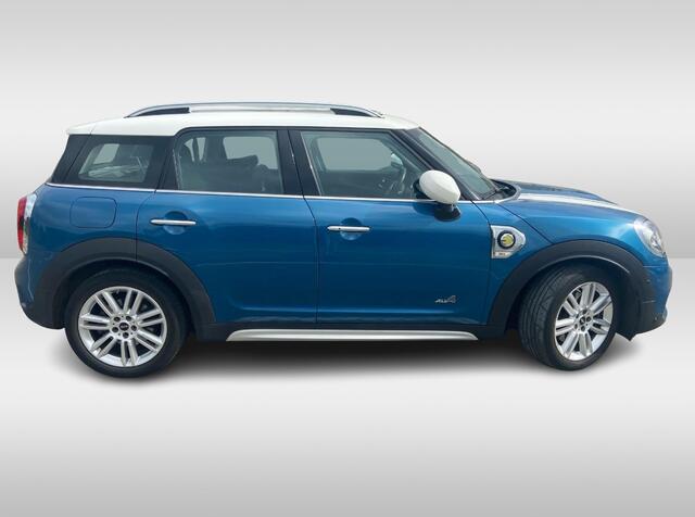 Mini COUNTRYMAN Mini 2.0 Cooper S E ALL4 Chili / Panoramadak / Camera / Head-up / Apple CarPlay / Navigatie / 18'' / Sportstoelen / Stoelverwarming / DAB / Cruise Control