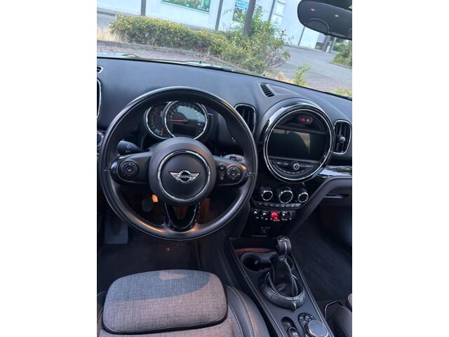 Mini COUNTRYMAN Mini 1.5 Cooper Chili. Navi,panoramadak,camera,LED,18". Volle auto !!