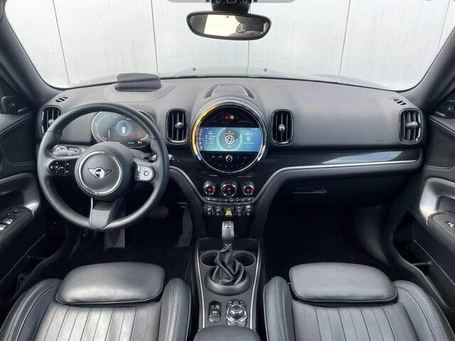 Mini COUNTRYMAN 2.0 COOPER SE. ALL4 CLASSIC / Pano / Leder / ACC