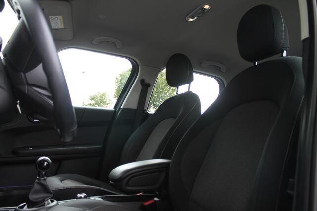 Mini COUNTRYMAN One Pepper / Comfort Access / Navigatie / Cruise Control / Multifunctioneel stuurwiel