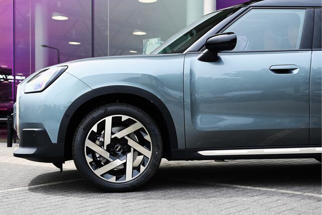 Mini COUNTRYMAN C Automaat / Favoured / Pakket M / 19" Kaleido Spoke