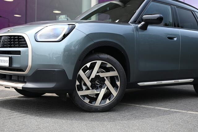 Mini COUNTRYMAN C Automaat / Favoured / Pakket M / 19" Kaleido Spoke