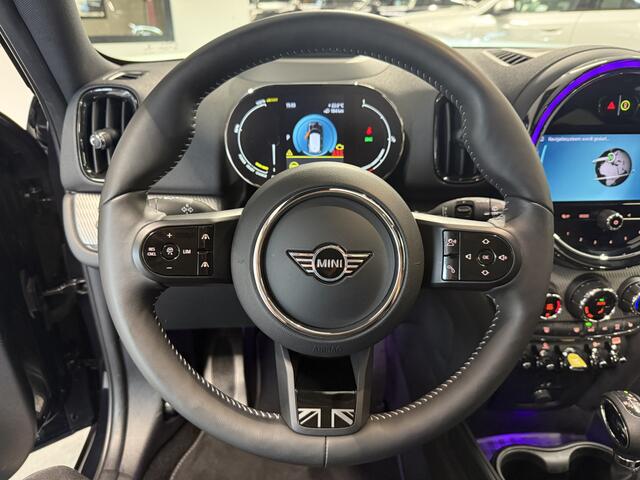 Mini COUNTRYMAN 2.0 Cooper SE ALL4 MINI Yours Pano/Leder/Camera/Stoel+stuur warm