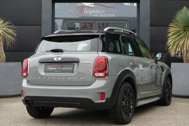 Mini COUNTRYMAN Mini 1.5 Cooper Salt 136pk Panoramadak/Navigatie/Stoeverwarming