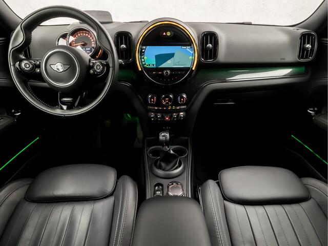 Mini COUNTRYMAN Mini 1.5 John Cooper Works (GROOT NAVI, DEALER ONDERHOUDEN, HEAD-UP DISPLAY, ADAPTIVE CRUISE, LEDER, CAMERA, SPORTSTOELEN, SFEERVERLICHTING, LED KOPLAMPEN, ZWART HEMEL, NIEUWSTAAT)