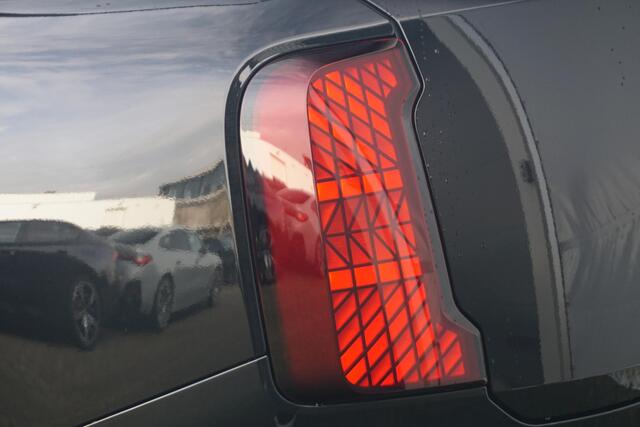 Mini COUNTRYMAN C Classic | Pakket M | Stoel- en Stuurverwarming | Comfort Access | Panorama Dak | Trekhaak | Head-Up