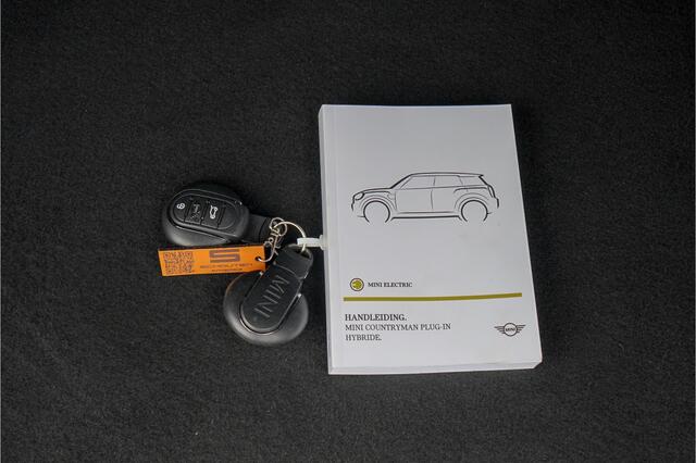 Mini COUNTRYMAN Mini Cooper S E ALL4 Classic Pano ACC H/K Yours Leder Memory Seats