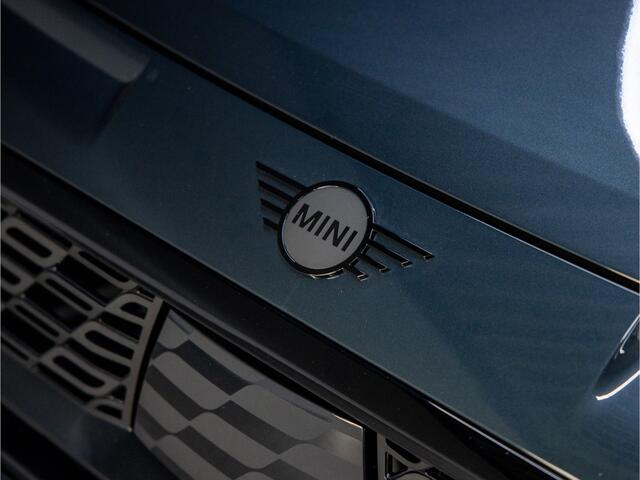 Mini COUNTRYMAN Mini 2.0 JCW ALL4 John Cooper Works XL | Harman Kardon | HUD | Stuurwielverwarming | 360° | Keyless | ACC |