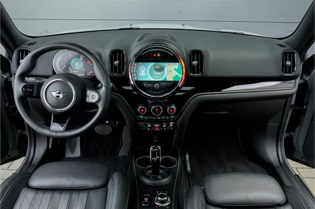 Mini COUNTRYMAN Mini 1.5 Cooper MINI Yours Leder Black Pack Keyless CarPlay 18"