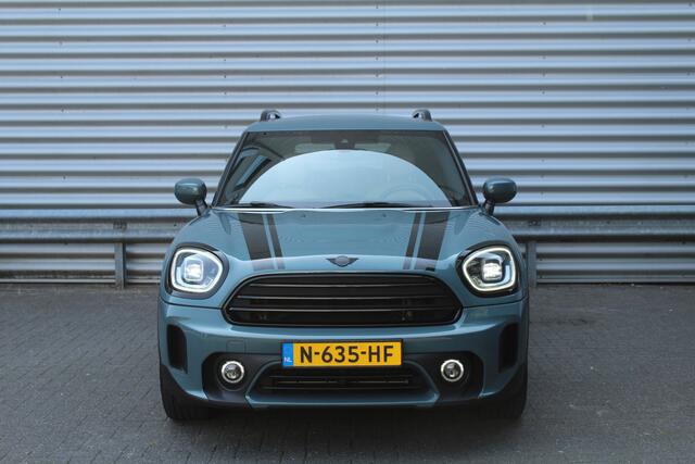 Mini COUNTRYMAN 1.5 136pk Business Edition AUTOMAAT NL-Auto NAP Clima Cruise Navi Carplay Camera 17"LMV Leder Afn. Trekhaak 1500kg