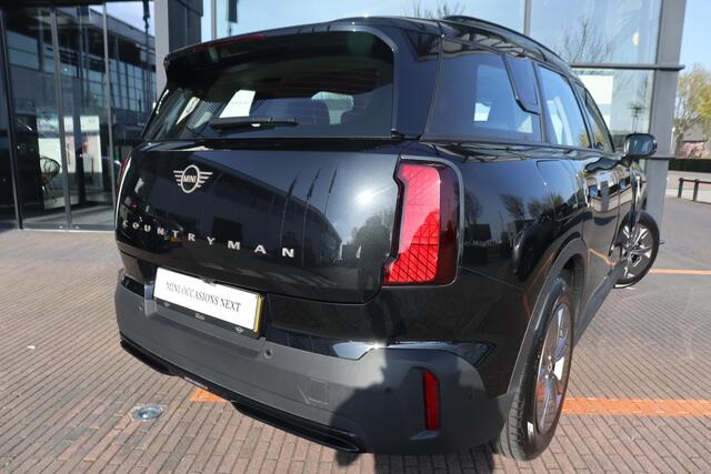 Mini COUNTRYMAN E / Essential trim + Pakket XS