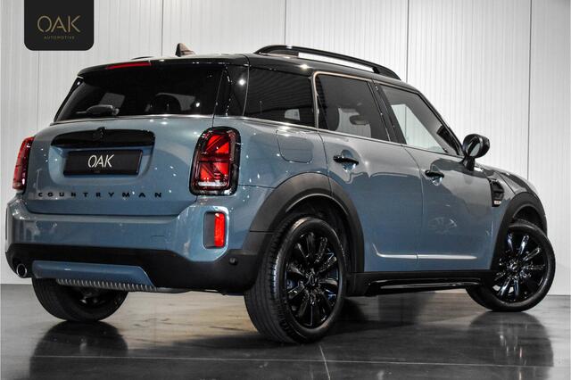 Mini COUNTRYMAN 1.5 Cooper Classic Aut. | Navigatie | Leder | LED | 18"LM | PDC | Sage Green