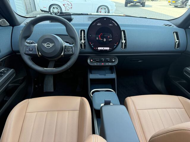 Mini COUNTRYMAN 1.5 C Favoured L Pano/H&K/360Cam