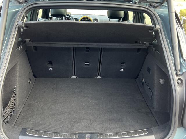 Mini COUNTRYMAN Mini 2.0 Cooper SE ALL4 YOURS Navi Plus Panoramadak Head-Up Keyless ACC DAB Leer Sportstoelen Camera Carplay Clima 1e Eigenaar Plug In Hybride Sage Green 1e Eigenaar BTW Auto Union Jack Achterlichten