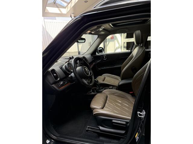 Mini COUNTRYMAN Mini 2.0 Cooper S E ALL4 Chili Leder Panoramadak