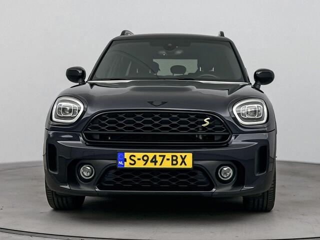 Mini COUNTRYMAN Mini 2.0 Cooper S E ALL4 220PK | Head-up display | Achteruitrijcamera | Stoelverwarming | Leder | Navigatie | Keyless | Afneembare Trekhaak
