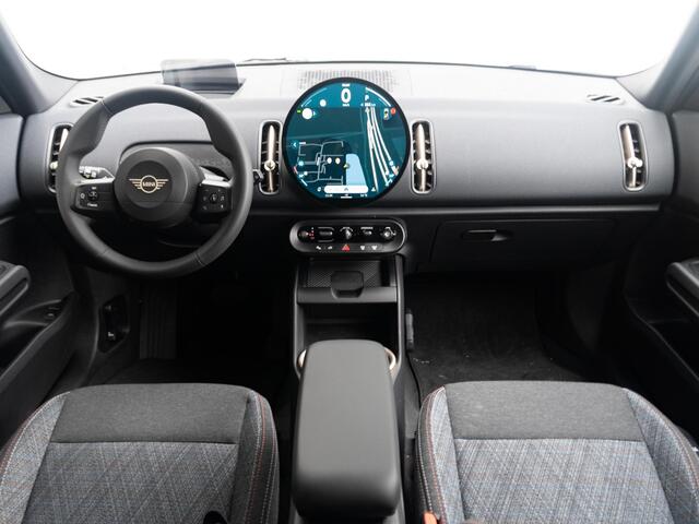 Mini COUNTRYMAN E Blackyard Edition