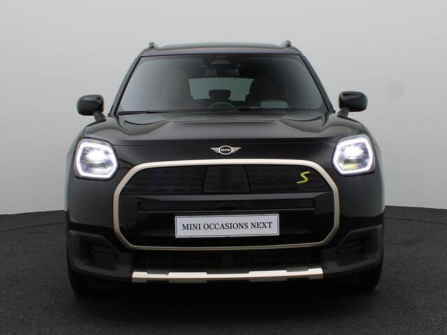 Mini COUNTRYMAN Mini SE ALL4 Favoured L 66.5 kWh Demo voertuig korting per gereden kilometer. Neem contact op voor de actuele prijs.