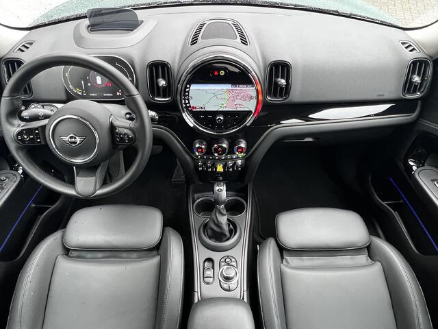 Mini COUNTRYMAN 2.0 Cooper S E ALL4 Untamed Edition Automaat / Dealer onderhouden / WLTP 48 km stad 56 km / HUD / Panorama schuifdak / Adaptief CC / Navigatie / Elektrische stoelen / 18"LM wielen /
