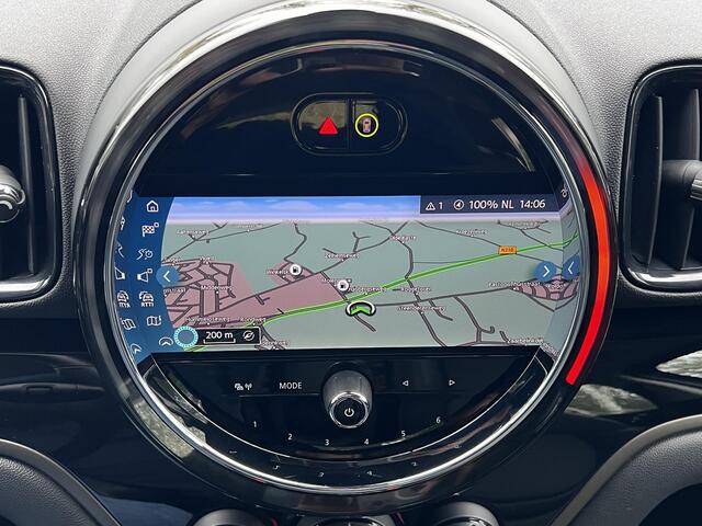Mini COUNTRYMAN 2.0 Cooper S E ALL4 Untamed Edition Automaat / Dealer onderhouden / WLTP 48 km stad 56 km / HUD / Panorama schuifdak / Adaptief CC / Navigatie / Elektrische stoelen / 18"LM wielen /