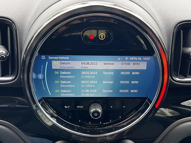 Mini COUNTRYMAN 2.0 Cooper S E ALL4 Untamed Edition Automaat / Dealer onderhouden / WLTP 48 km stad 56 km / HUD / Panorama schuifdak / Adaptief CC / Navigatie / Elektrische stoelen / 18"LM wielen /