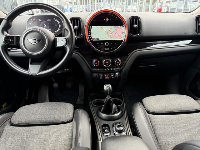 Mini COUNTRYMAN Mini 1.5 Business Edition Nieuw model..!! Comf.intr, Navigatie, LED verl, Climate contr, HUD, etc...!!