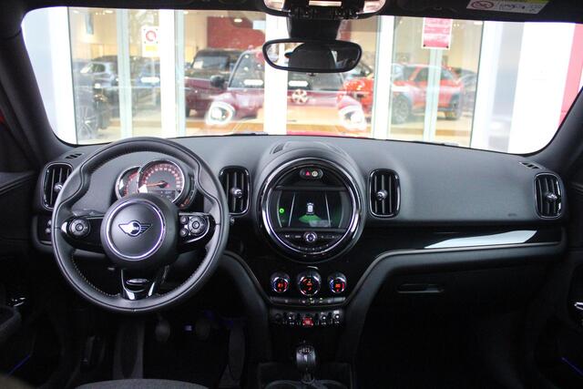 Mini COUNTRYMAN MINI 2.0 192PK Cooper S Chili | NAVIGATIE | CRUISE CONTROL | CLIMATE CONTROL | KEYLESS ENTRY | PARKEERSENSOREN ACHTER | 18" LICHTMETALEN VELGEN | SFEER VERLICHTING | LED KOPLAMPEN / LED MISTLAMPEN | ELEKTRISCH INKLAPBARE BUITENSPIEGELS |