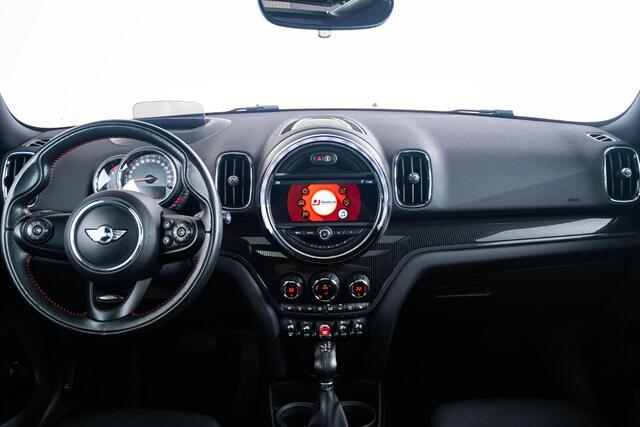 Mini COUNTRYMAN 2.0 Cooper S Chili Panoramadak - Elektrisch verstelbare/verwarmde stoelen - Comfort acces - Elektrisch inklapbare buitenspiegels - Head up - Harman Kardon - Park Assistant - Getinte Ruiten -