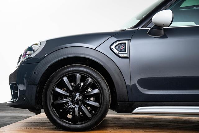 Mini COUNTRYMAN 2.0 Cooper S Chili Panoramadak - Elektrisch verstelbare/verwarmde stoelen - Comfort acces - Elektrisch inklapbare buitenspiegels - Head up - Harman Kardon - Park Assistant - Getinte Ruiten -
