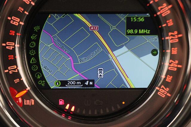 Mini COUNTRYMAN Mini 1.6 Cooper Pepper Automaat JCW Package, Xenon, Navigatie, Climate, PDC, 18"