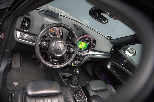 Mini COUNTRYMAN Mini 2.0 Cooper S E ALL4 Yours | Panoramadak | Harman Kardon | Head-Up Display | Keyless | Adaptive Cruise Control | Stoelverwarming | Ambiance Verlichting | Camera | Apple Carplay | Navigatie |