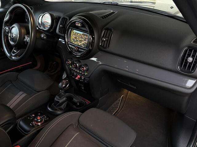 Mini COUNTRYMAN Mini 1.5 Cooper Pepper | HARMAN KARDON | TREKHAAK | CLIMATE CONTROL | NAVIGATIE |