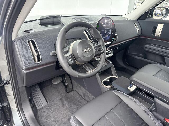 Mini COUNTRYMAN C Classic S Plus | Trekhaak met elektrisch wegklapbare kogel | 19" LM John Cooper Works Runway Spoke black | Opruimingsvoordeel