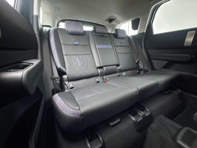 Mini COUNTRYMAN C Classic S Plus | Trekhaak met elektrisch wegklapbare kogel | 19" LM John Cooper Works Runway Spoke black | Opruimingsvoordeel