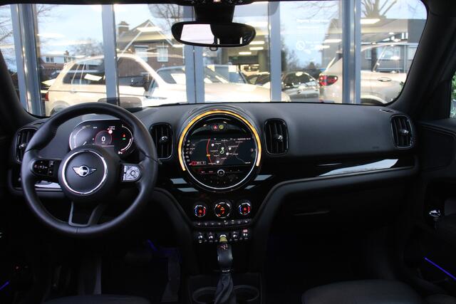 Mini COUNTRYMAN Mini 2.0 Cooper S E ALL4 ALL4 Navi/Camera/Keyless/Head-up/Sfeerverlichting/Leder/19Inch
